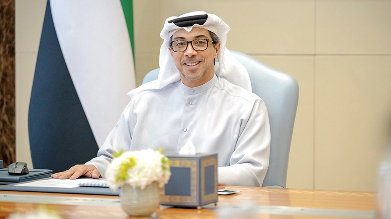 منصور بن زايد يعلن عن إنشاء محكمة لمواجهة جرائم الاتجار بالبشر